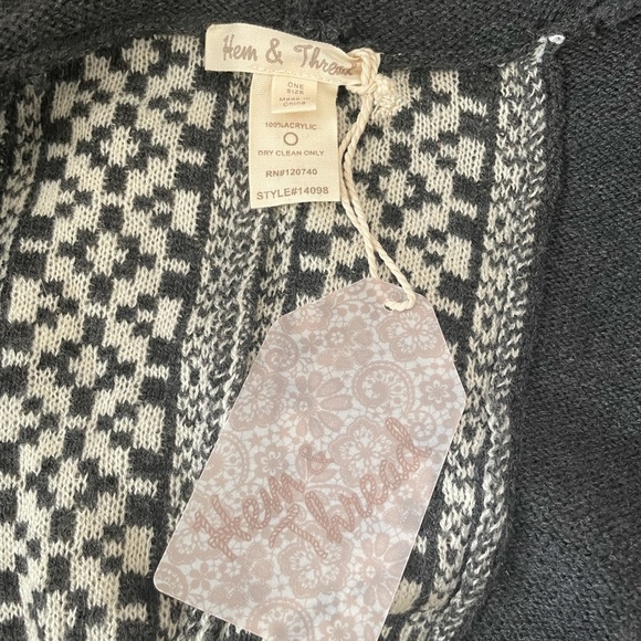 Hooded Poncho Sweater - Picture 8 of 8